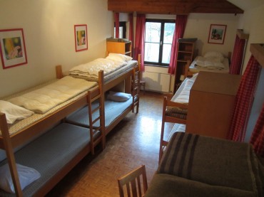 Slaapkamer 4 biedt ruimte aan 10 personen